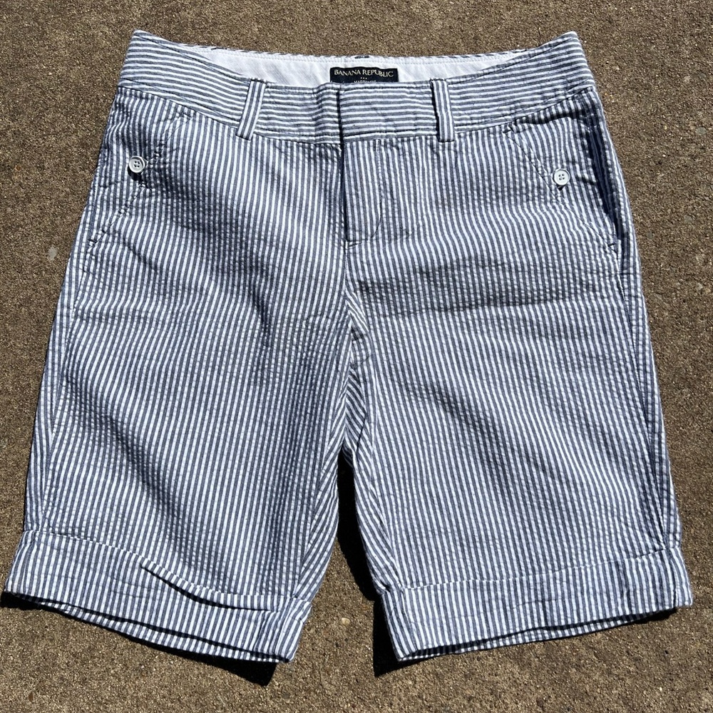 🌵Banana Republic Martin Fit Striped Shorts~ Size 4